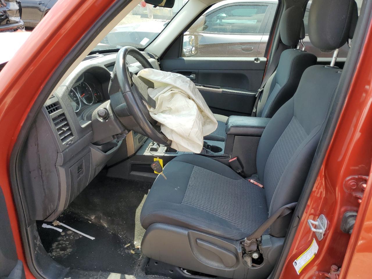 2010 JEEP LIBERTY RE - Фото 7