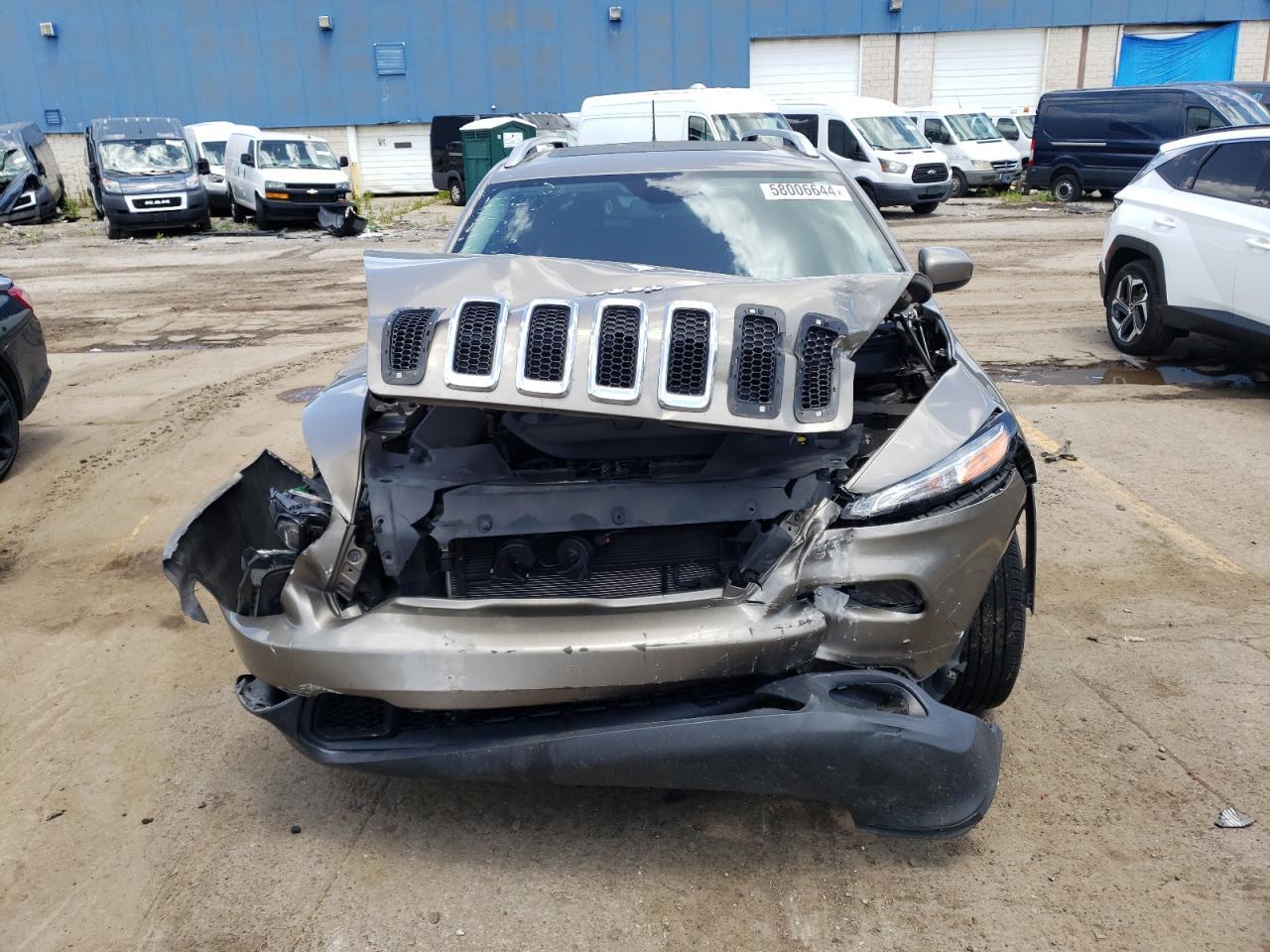 2017 JEEP CHEROKEE L - Image 5