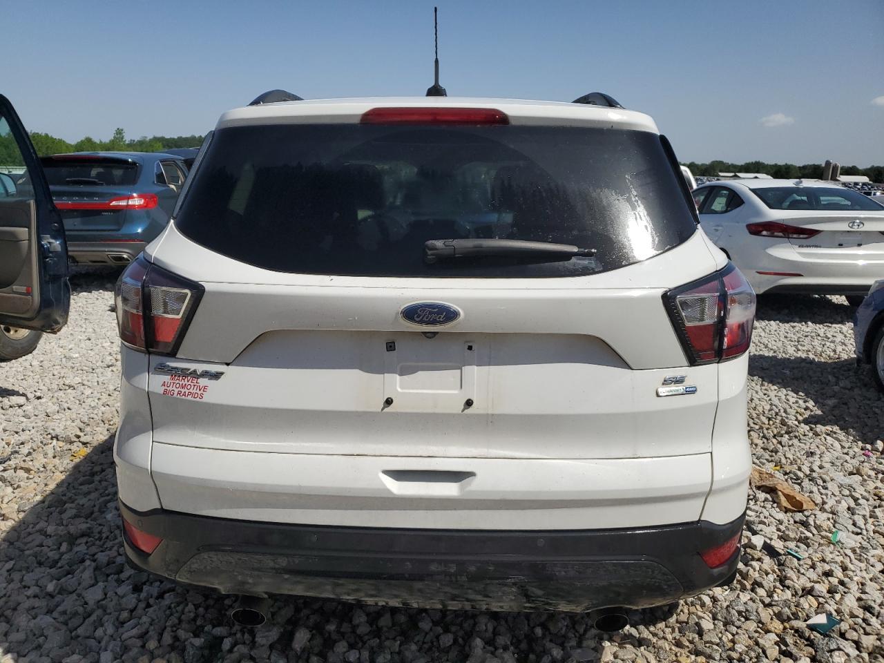2017 FORD ESCAPE SE - Image 6