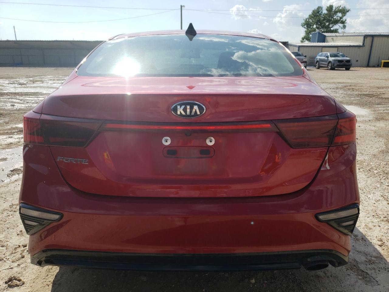 2020 KIA FORTE FE - Image 6
