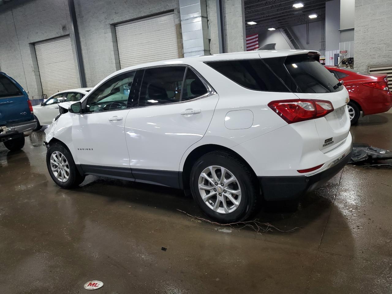 2019 CHEVROLET EQUINOX LT - Image 2
