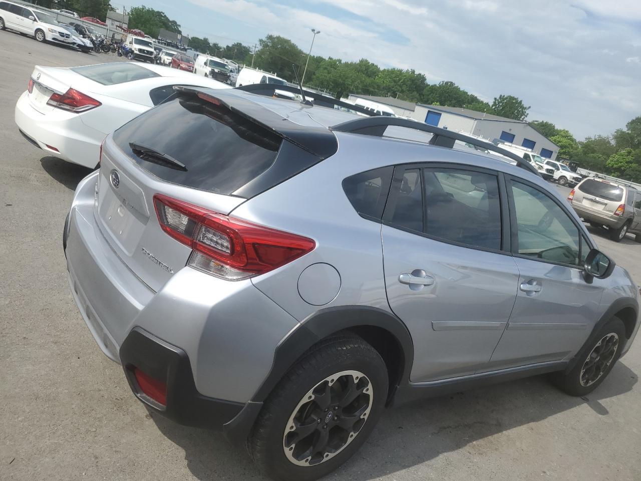 2021 SUBARU CROSSTREK - Фото 3