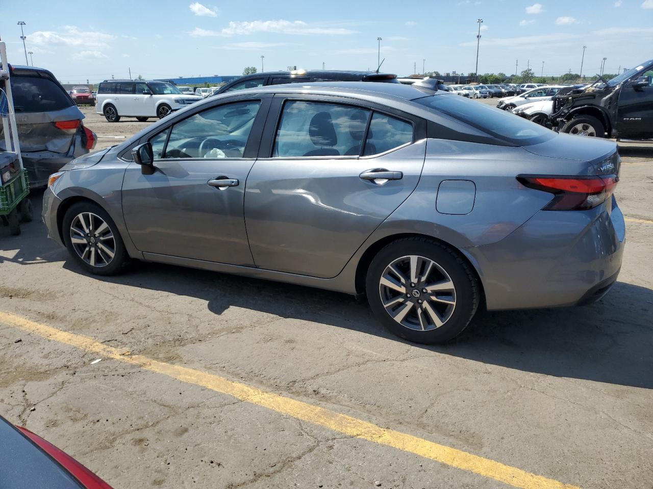 2021 NISSAN VERSA SV - Фото 2