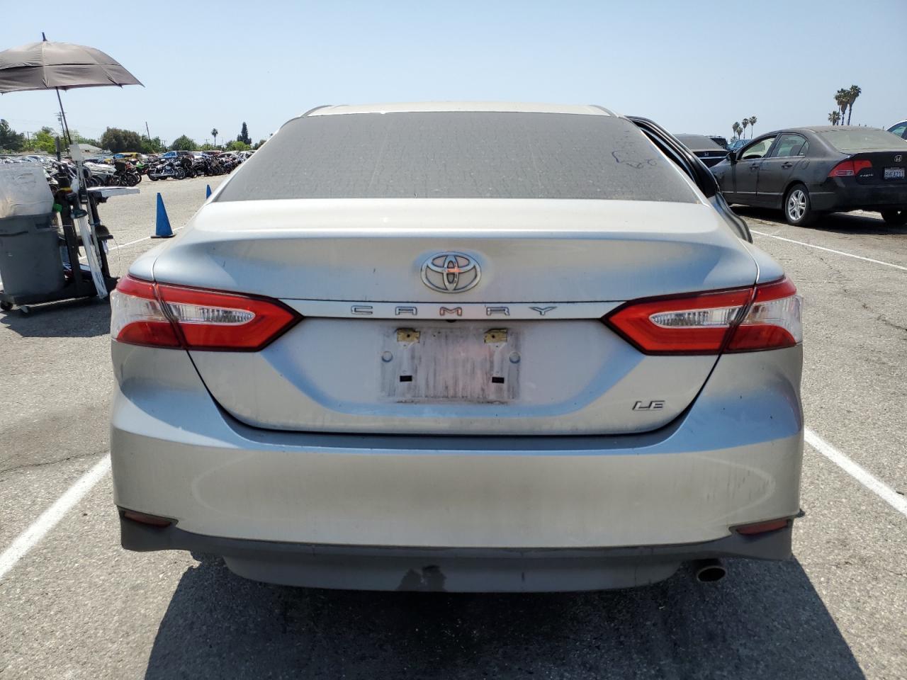 2018 TOYOTA CAMRY L - Фото 6