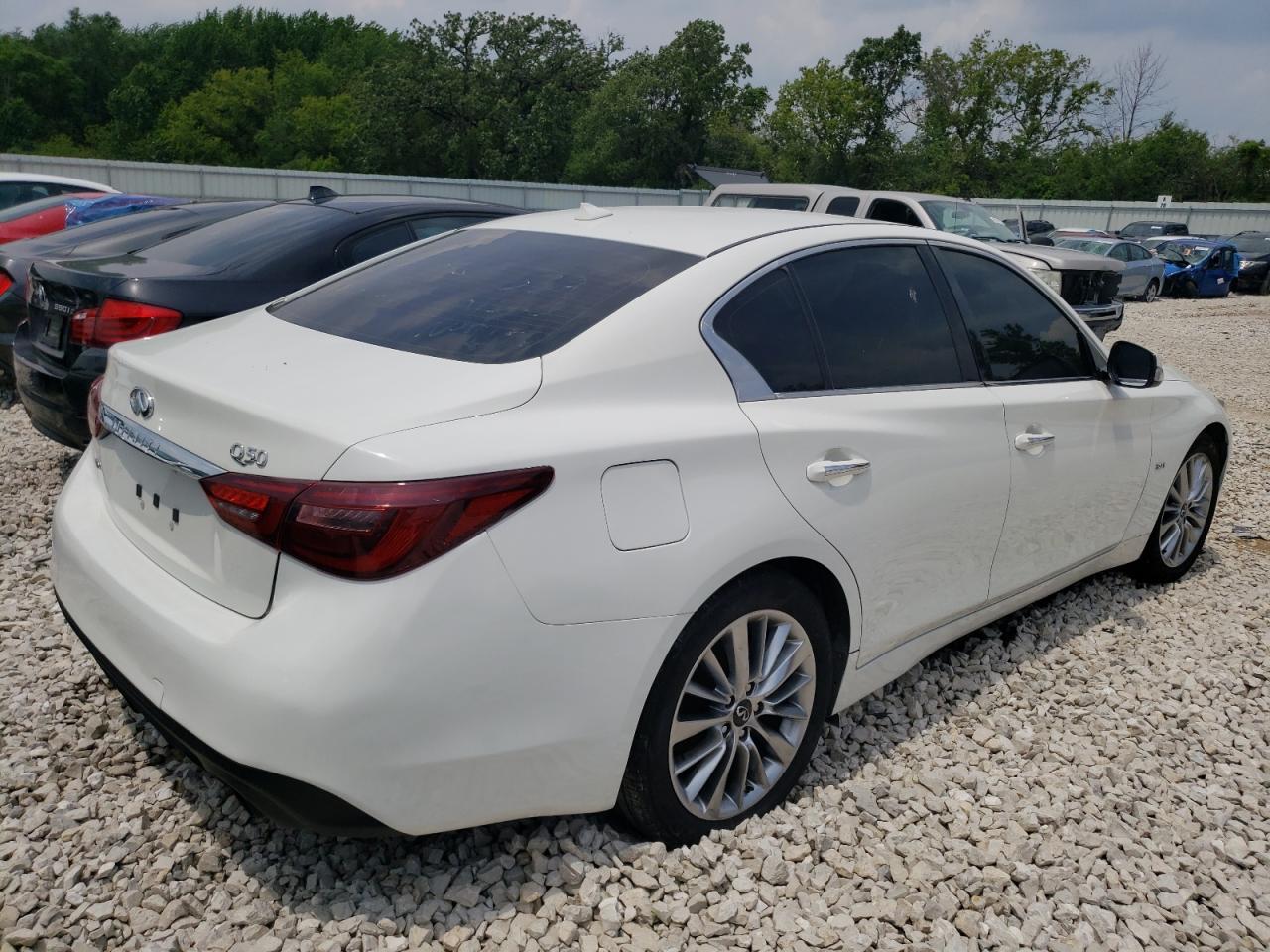 2018 INFINITI Q50 LUXE - Фото 3