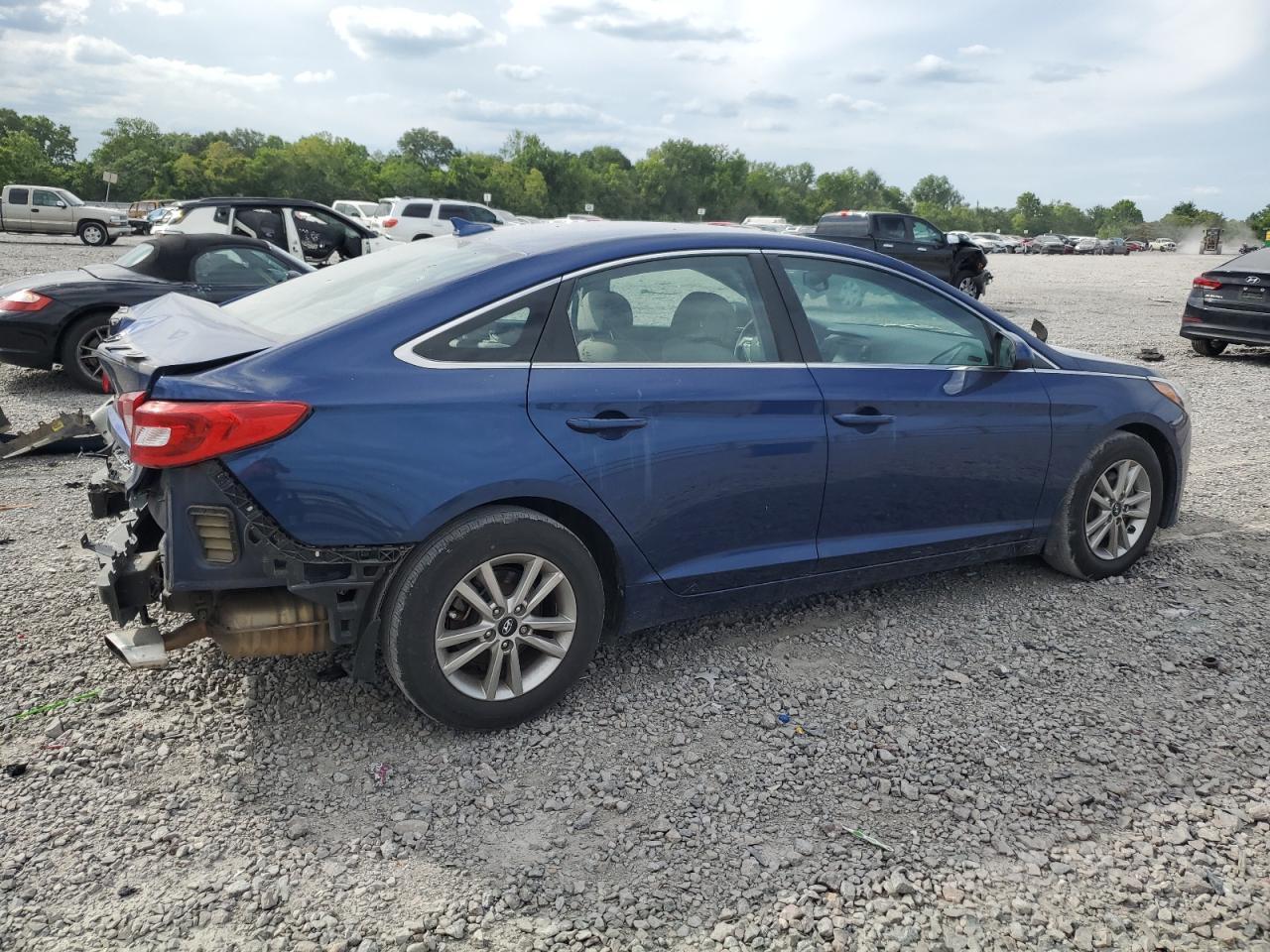 2017 HYUNDAI SONATA SE - Image 3