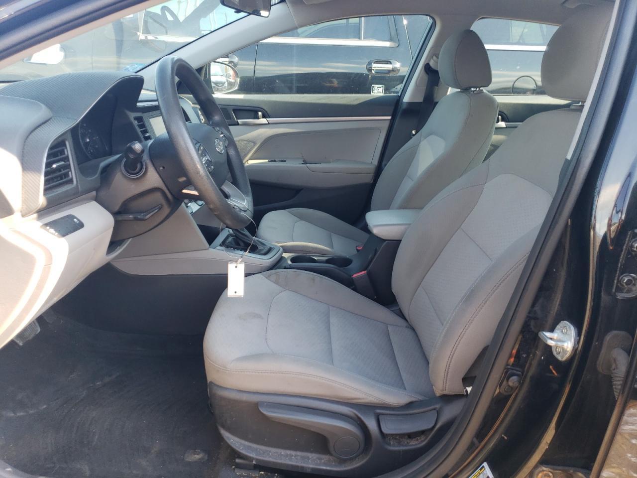 2019 HYUNDAI ELANTRA SE - Фото 7