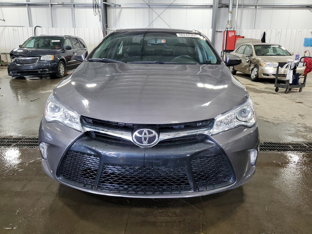 2017 TOYOTA CAMRY LE - Image 5