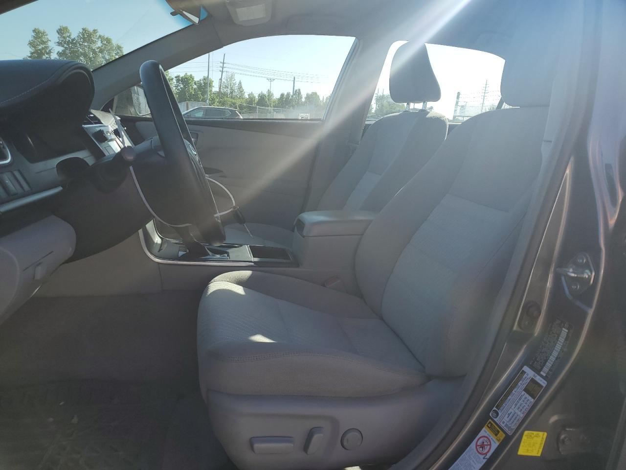 2017 TOYOTA CAMRY LE - Фото 7