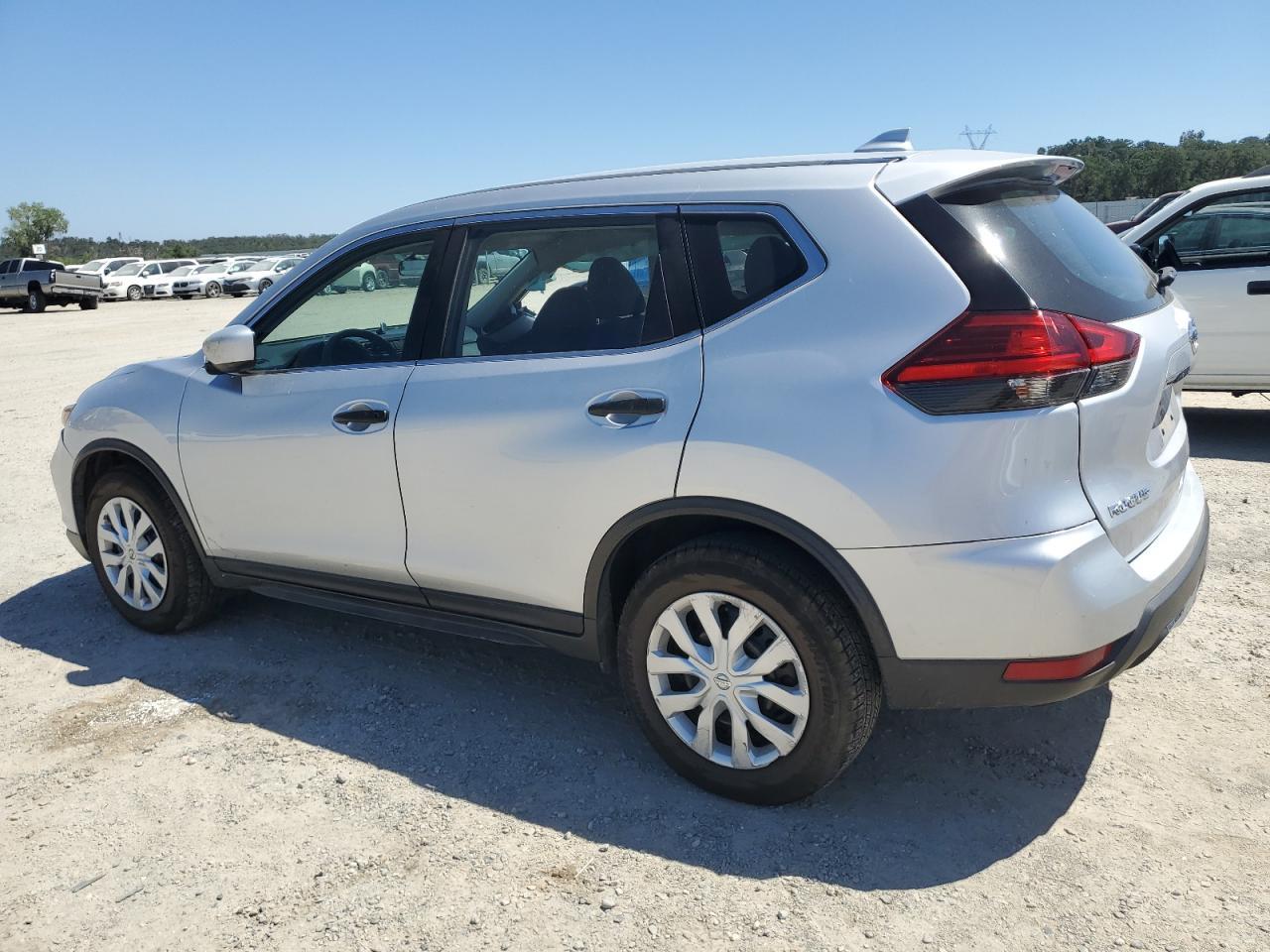 2017 NISSAN ROGUE S - Image 2