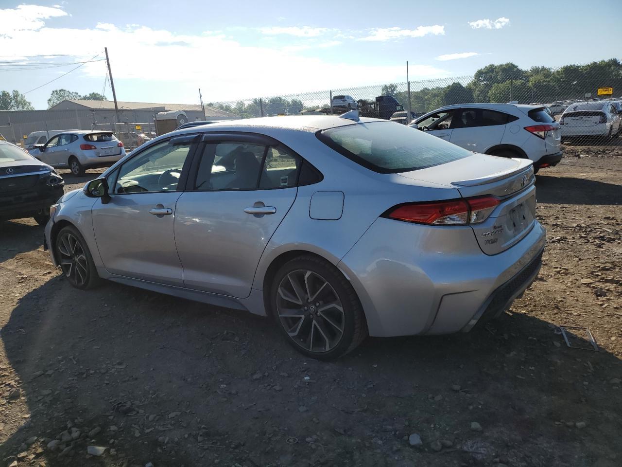 2020 TOYOTA COROLLA SE - Image 2