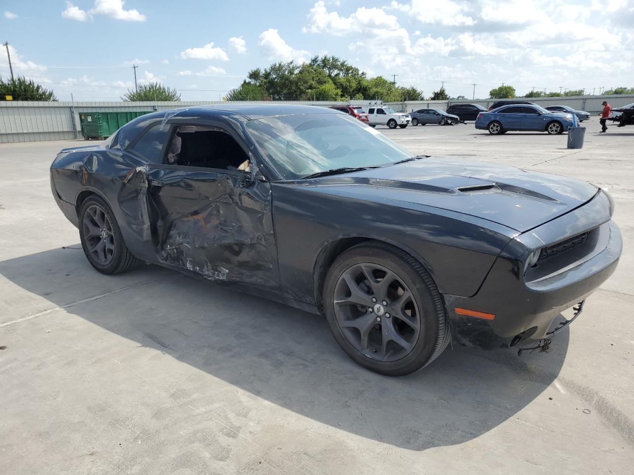 2016 DODGE CHALLENGER - Image 4