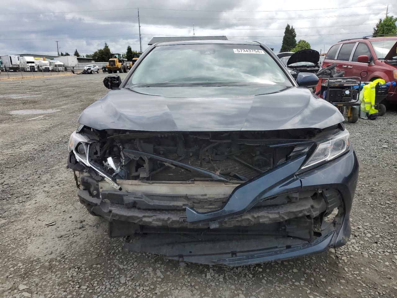 2019 TOYOTA CAMRY LE - Image 5