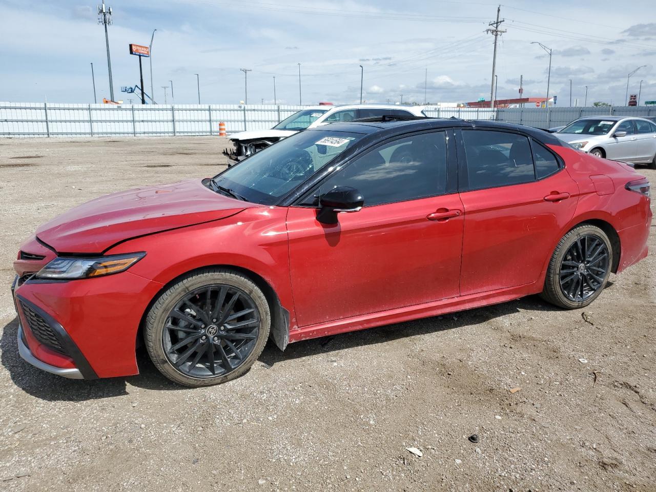 2022 TOYOTA CAMRY XSE