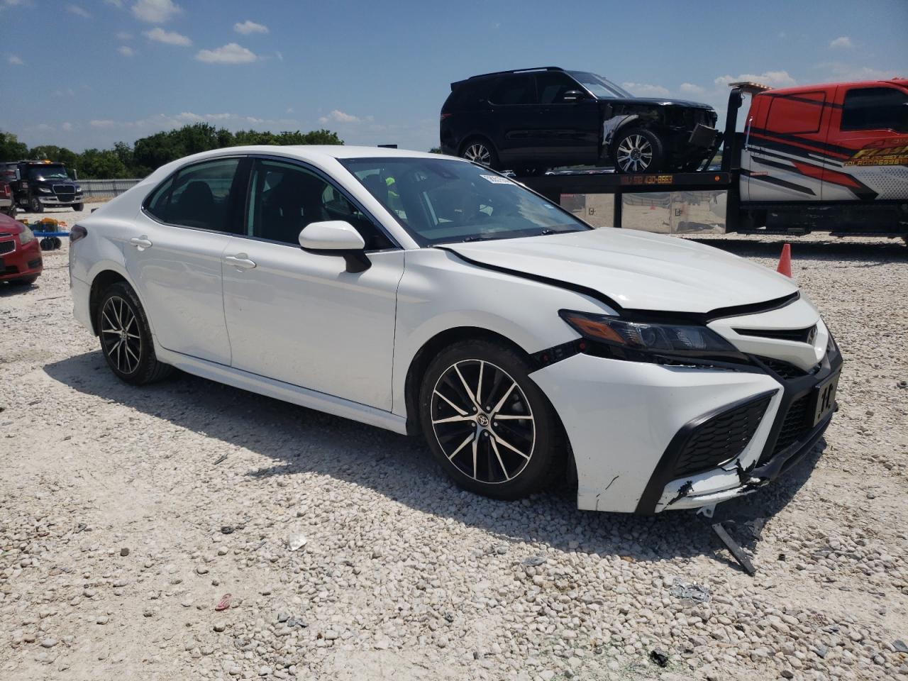 2021 TOYOTA CAMRY SE - Image 4