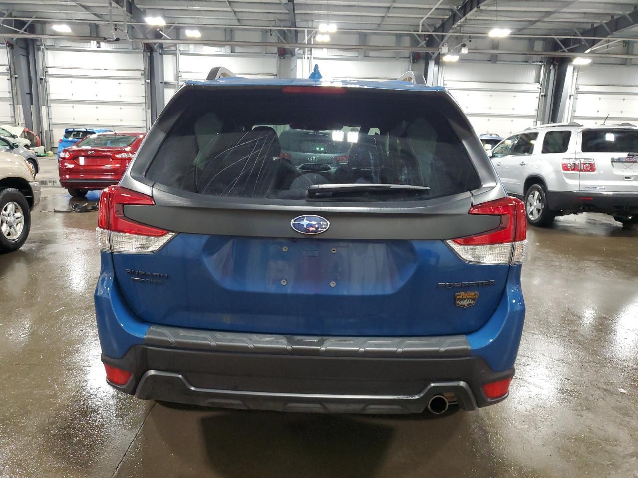 2022 SUBARU FORESTER W - Фото 6