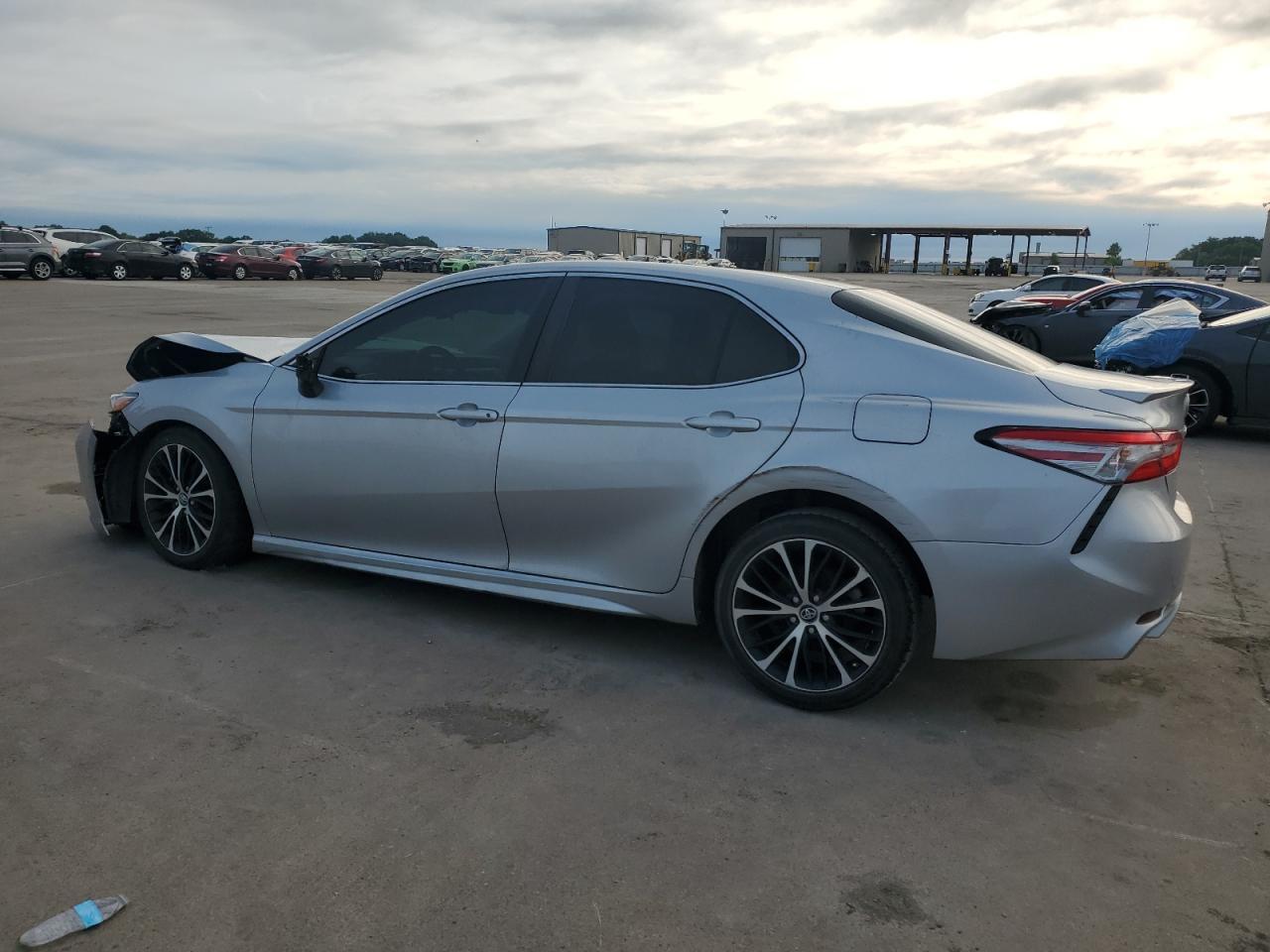 2018 TOYOTA CAMRY L - Image 2
