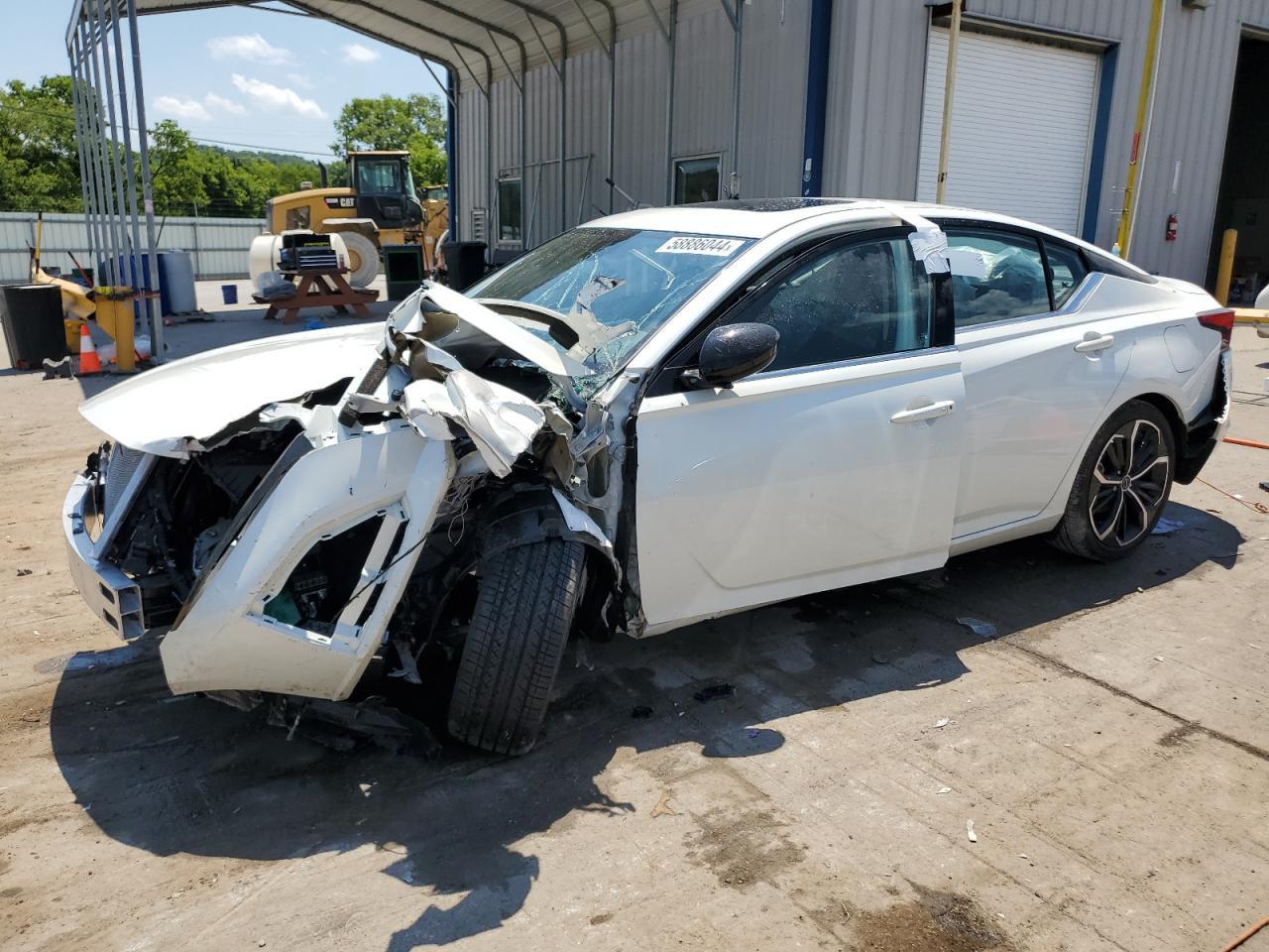 2024 NISSAN ALTIMA SR