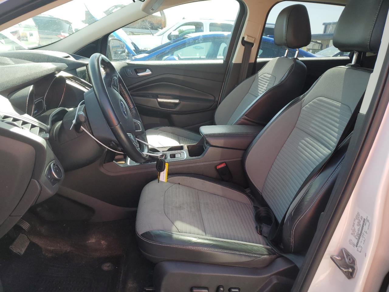 2017 FORD ESCAPE SE - Image 7