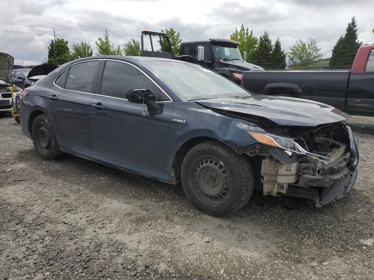 2019 TOYOTA CAMRY LE - Image 4