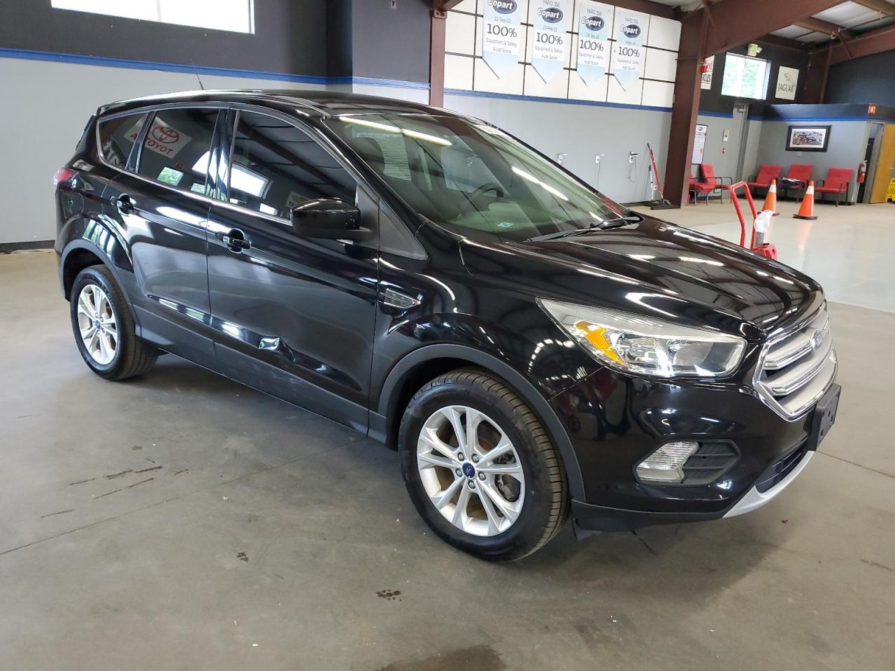 2017 FORD ESCAPE SE - Фото 4
