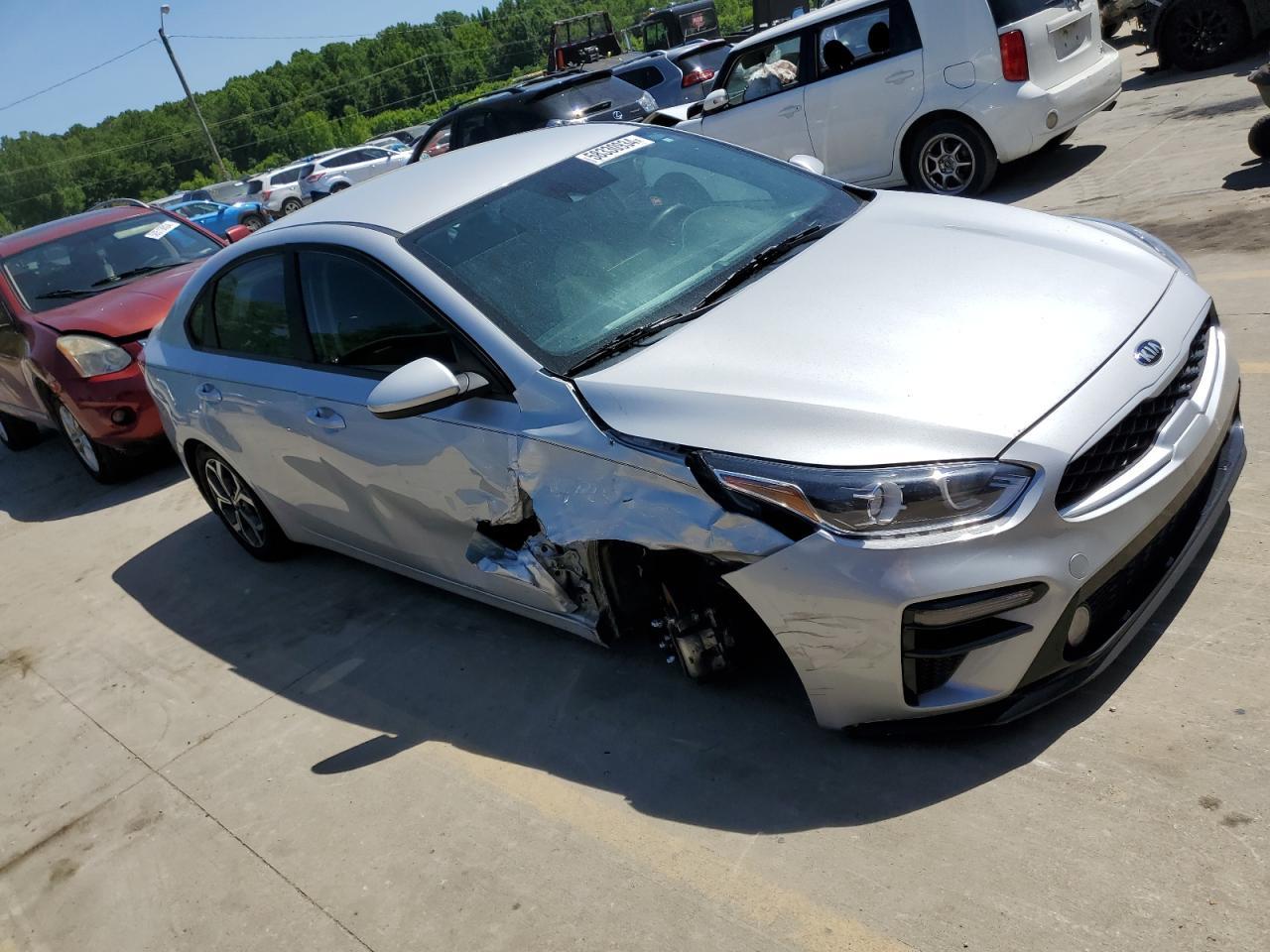 2021 KIA FORTE FE - Image 4