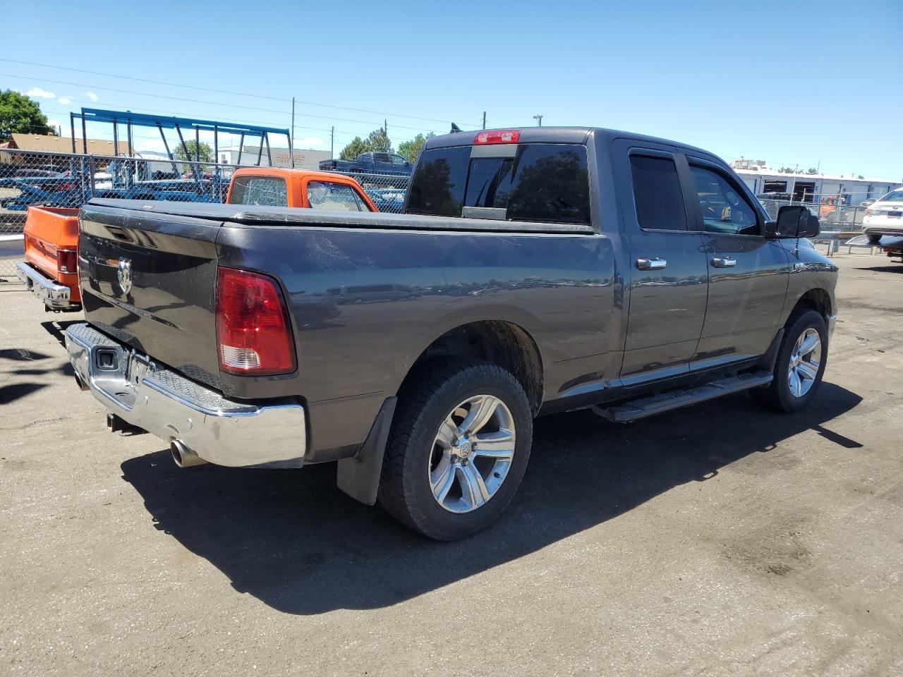 2014 RAM 1500 SLT - Image 3