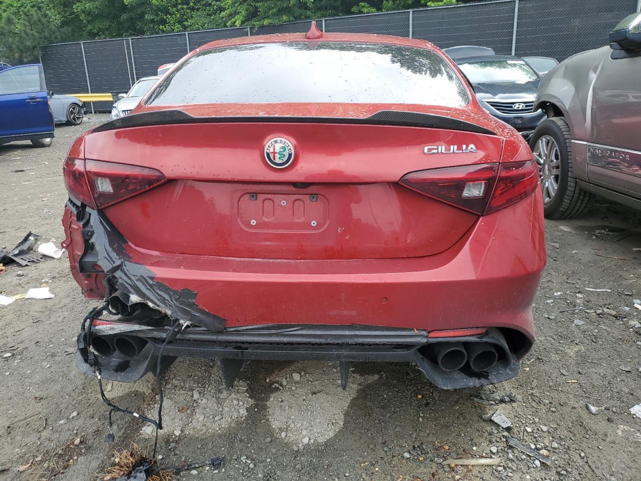 2017 ALFA ROMEO GIULIA QUA - Фото 6