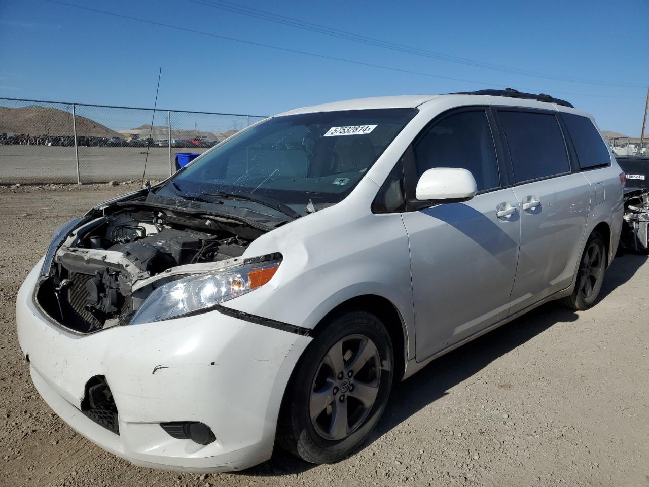 2014 TOYOTA SIENNA LE car image