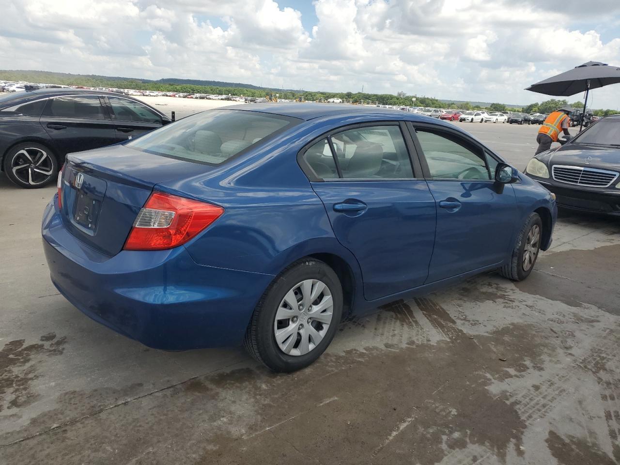 2012 HONDA CIVIC LX - Фото 3