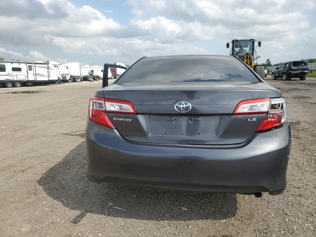 2014 TOYOTA CAMRY L - Фото 6