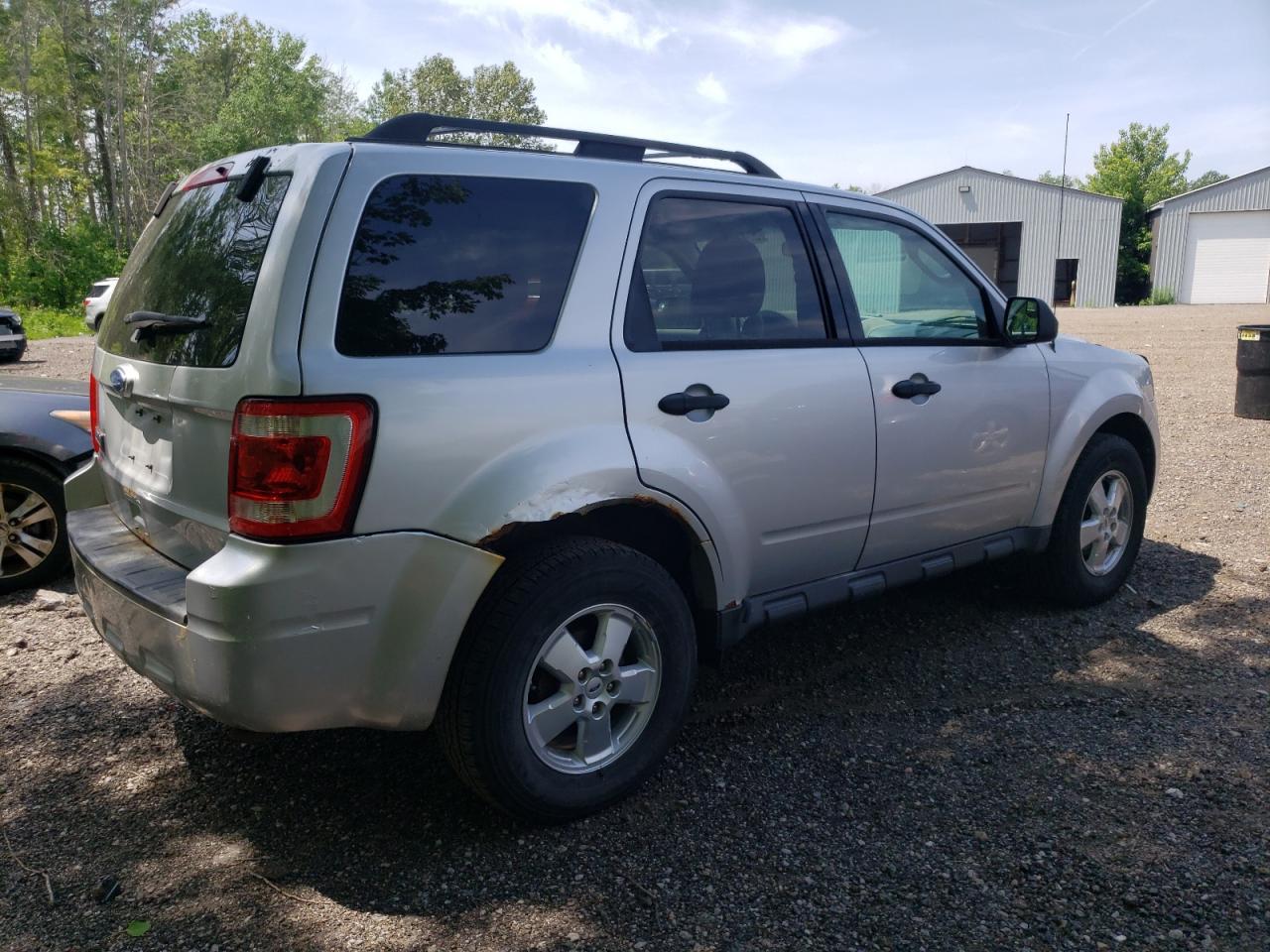 2010 FORD ESCAPE XLT - Фото 3