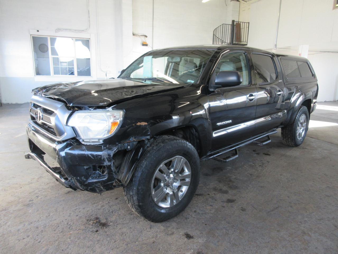 2013 TOYOTA TACOMA DOU - Фото 2