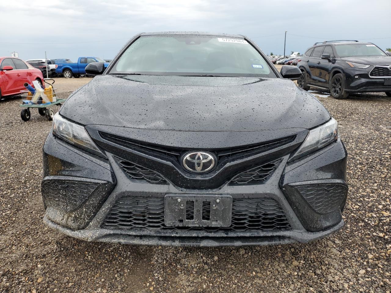 2021 TOYOTA CAMRY SE - Фото 5