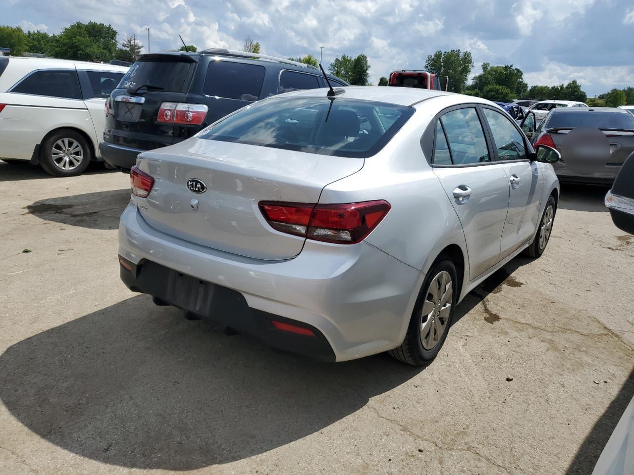 2020 KIA RIO LX - Фото 3