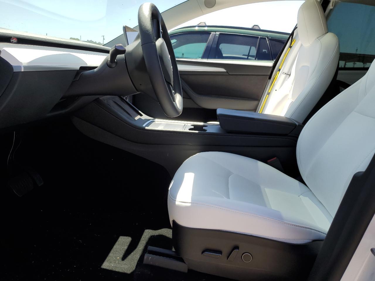 2023 TESLA MODEL Y - Фото 7