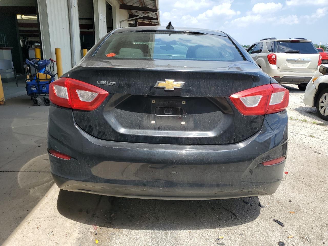 2017 CHEVROLET CRUZE LS - Image 6