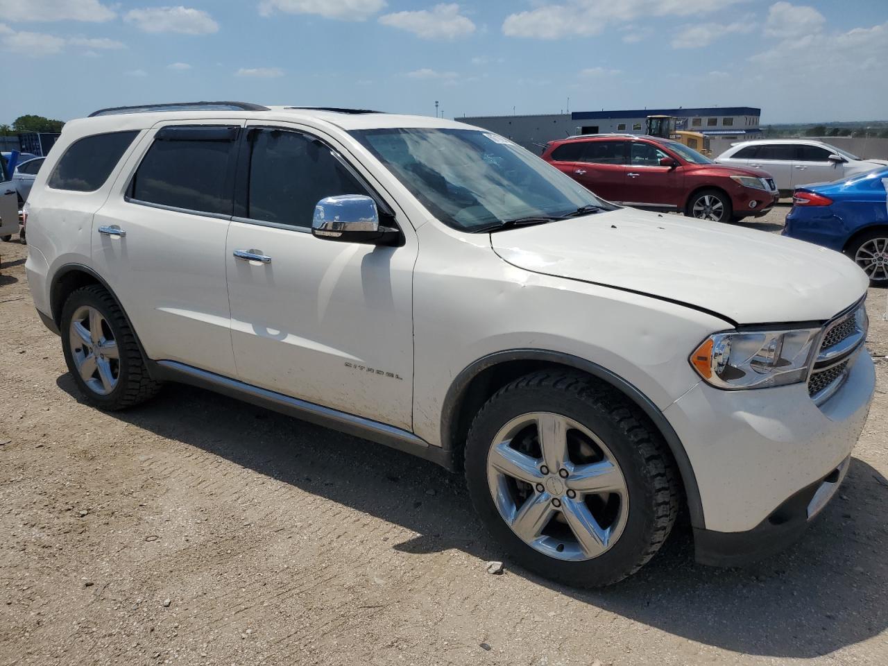 2011 DODGE DURANGO CI - Image 4