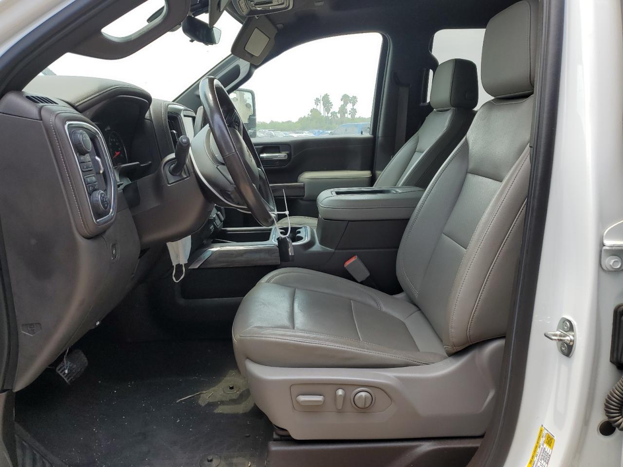 2020 CHEVROLET SILVERADO - Фото 7