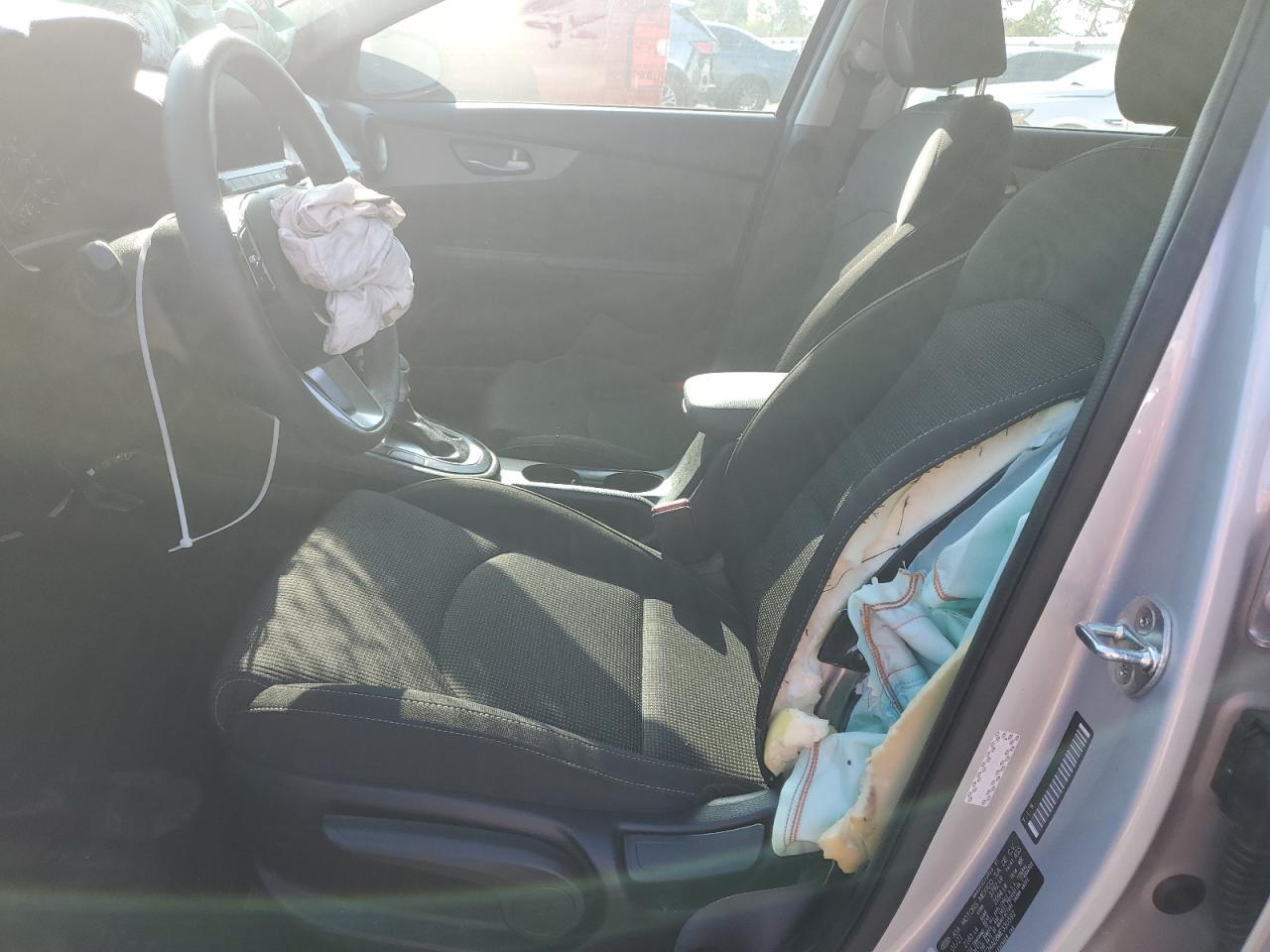 2021 KIA FORTE FE - Фото 7