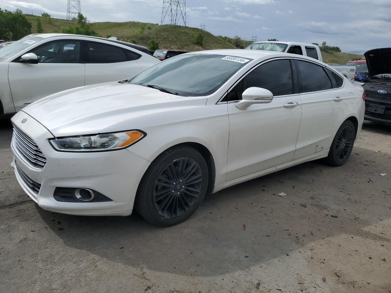 2016 FORD FUSION SE car image