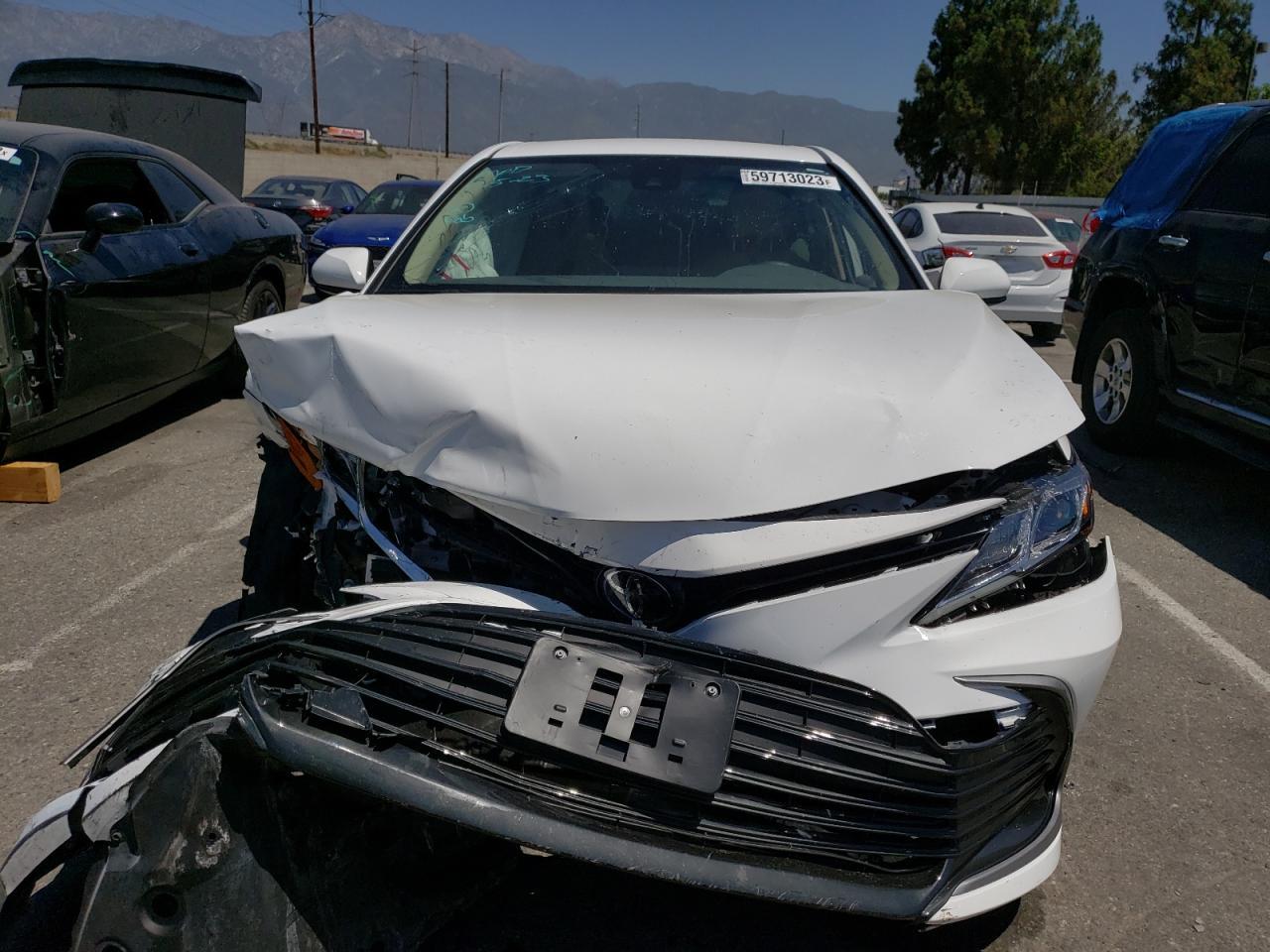 2023 TOYOTA CAMRY LE - Фото 5