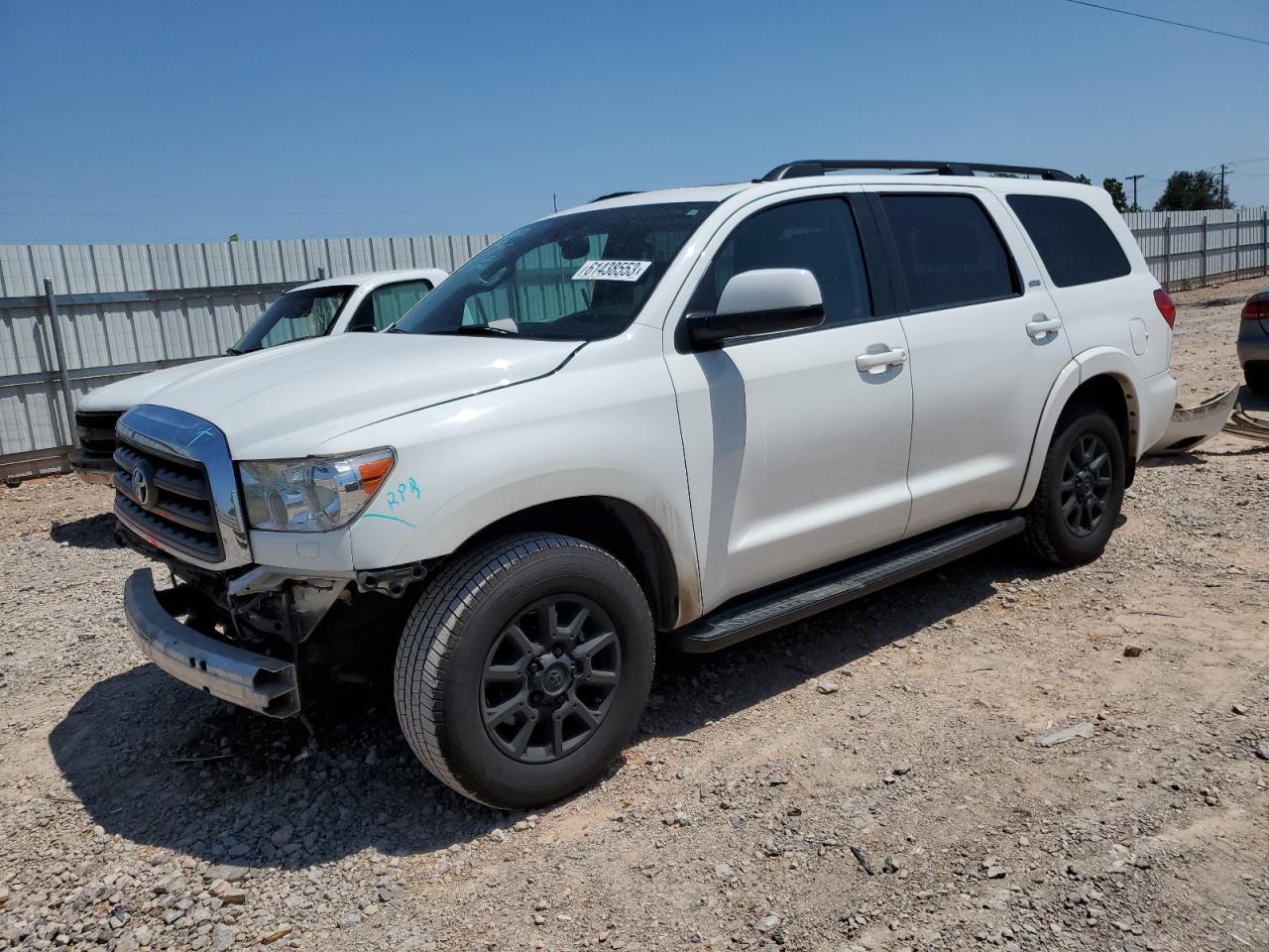 2013 TOYOTA SEQUOIA SR