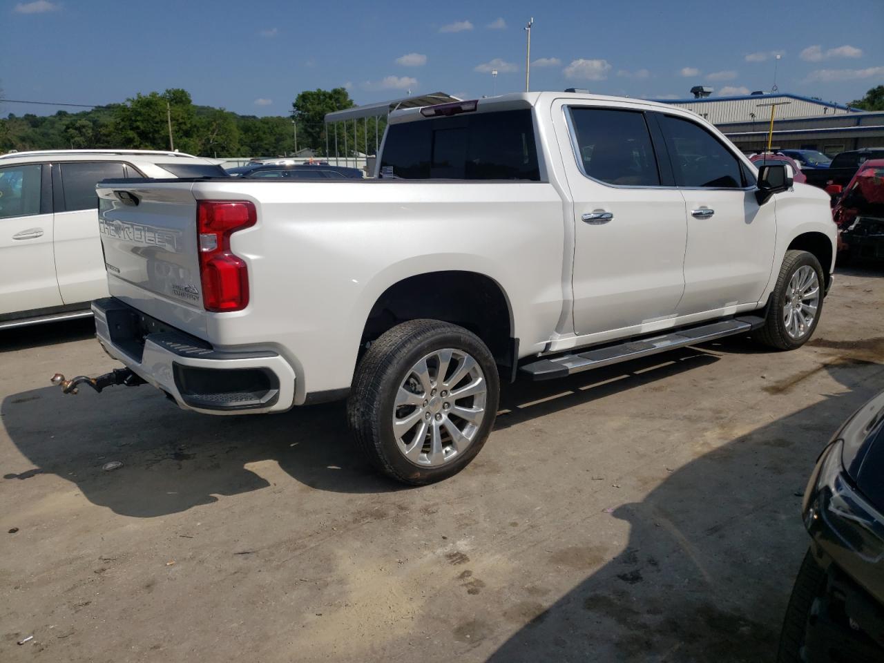 2021 CHEVROLET SILVERADO - Image 3