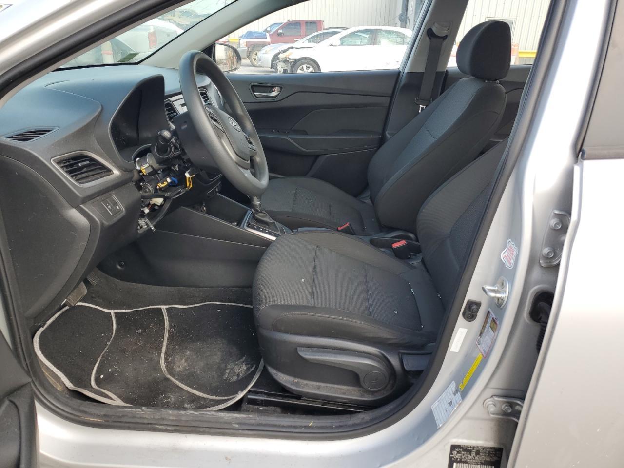 2019 HYUNDAI ACCENT SE - Фото 7