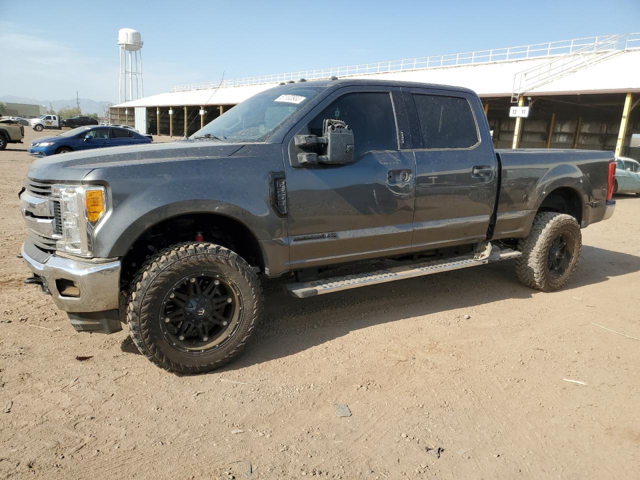 2017 FORD F250 SUPER