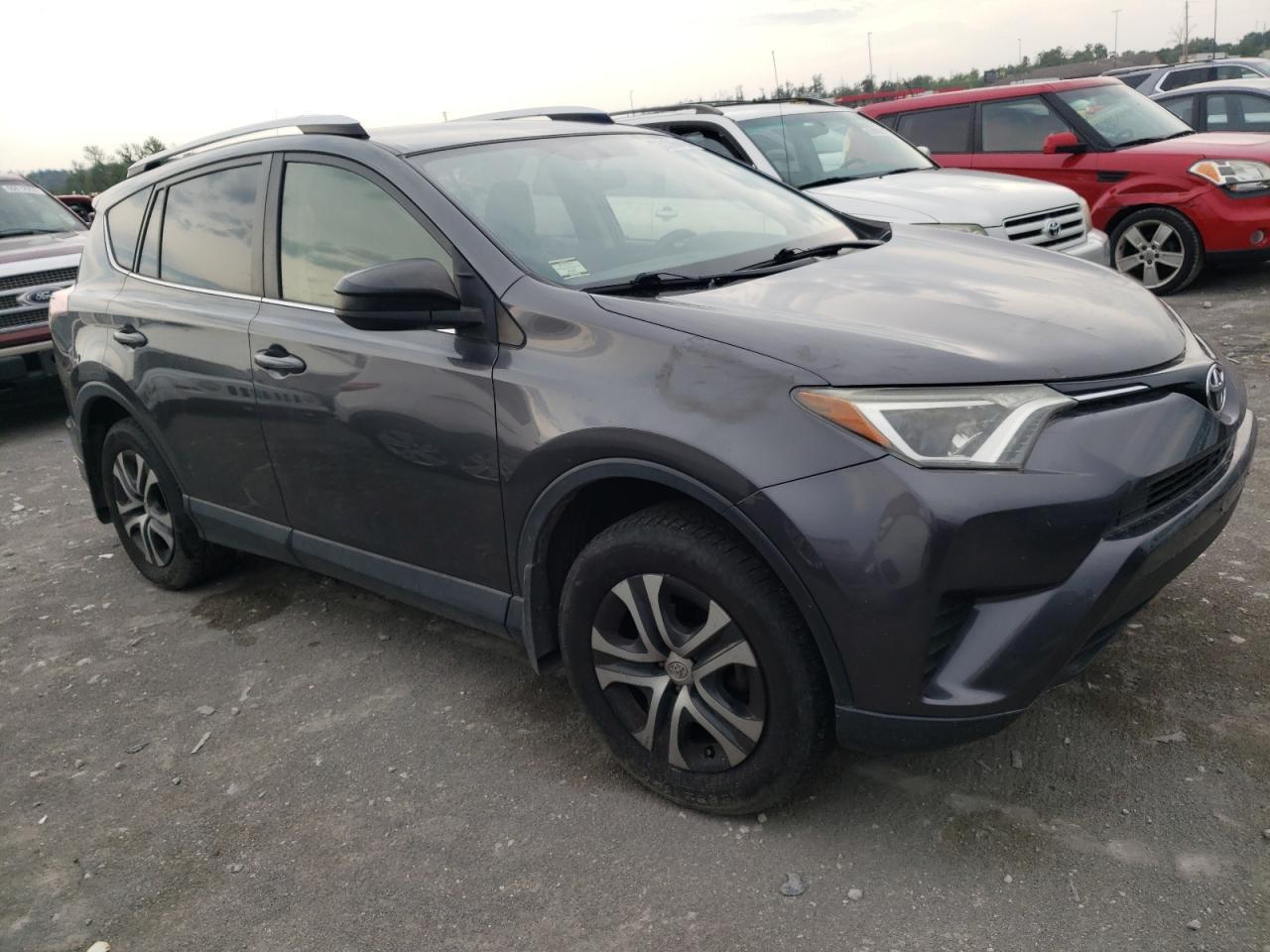 2016 TOYOTA RAV4 LE - Фото 4