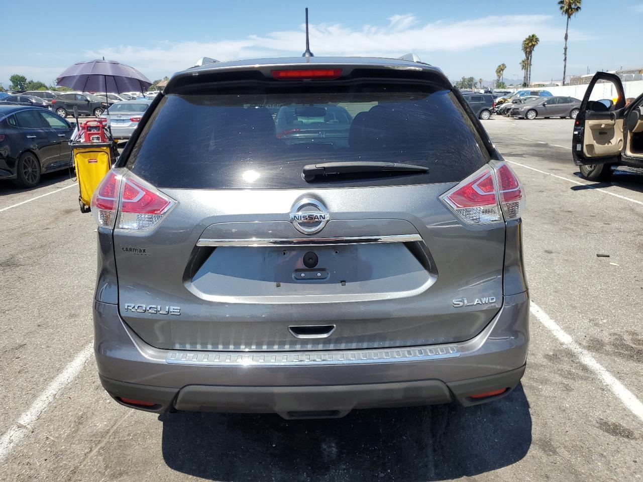2015 NISSAN ROGUE S - Фото 6