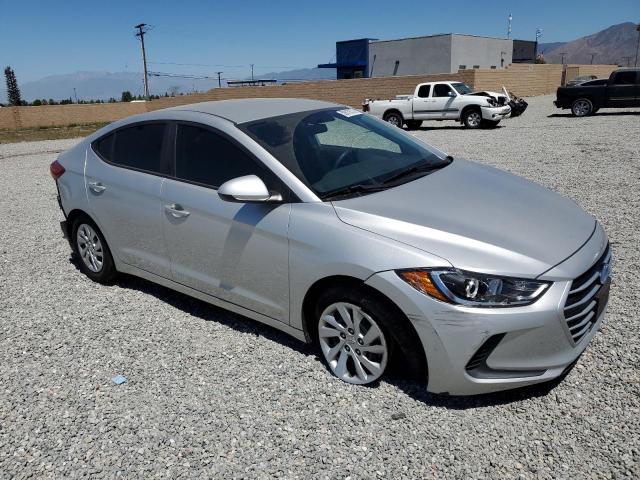 2018 Hyundai Elantra Se - Image 4