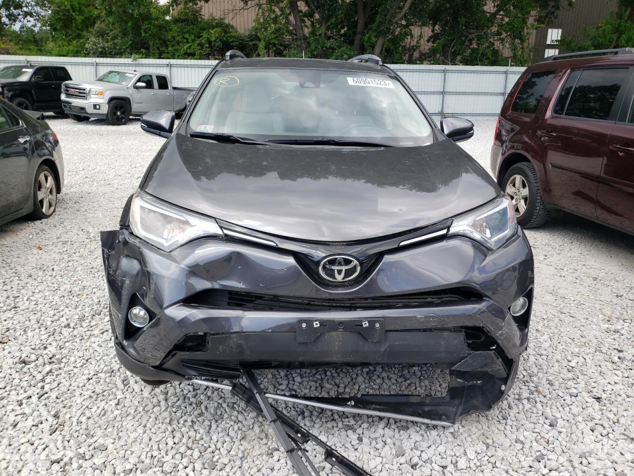 2017 TOYOTA RAV4 XLE - Image 5